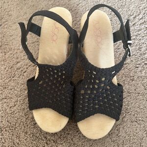 Sugar sandals